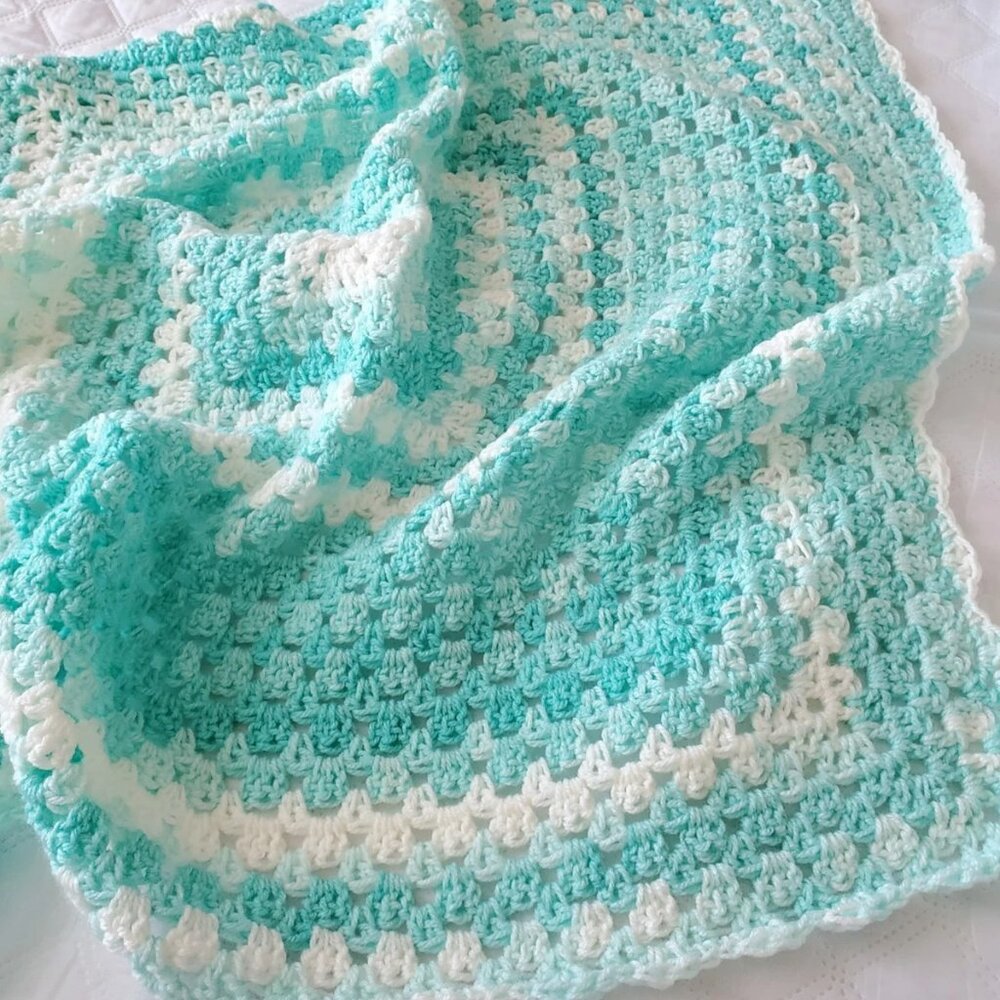Crochet BABY BLANKET AFGHAN Granny Square 30" x 30" Green White New Handmade